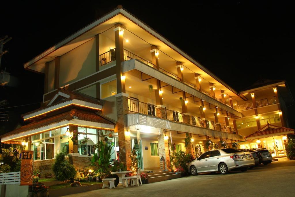 Nan Thara Place Hotel Exterior photo